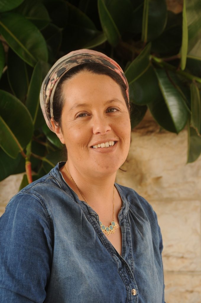 תהילה דרמון מלכה מרצה במכללה האקדמית הרצוג