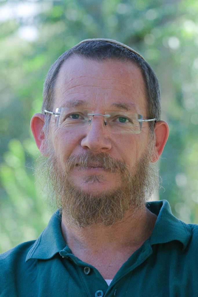 כחלק מתעודת הוראה בלשון של המכללה האקדמית הרצוג לומדים מהמרצה יעקב עציון