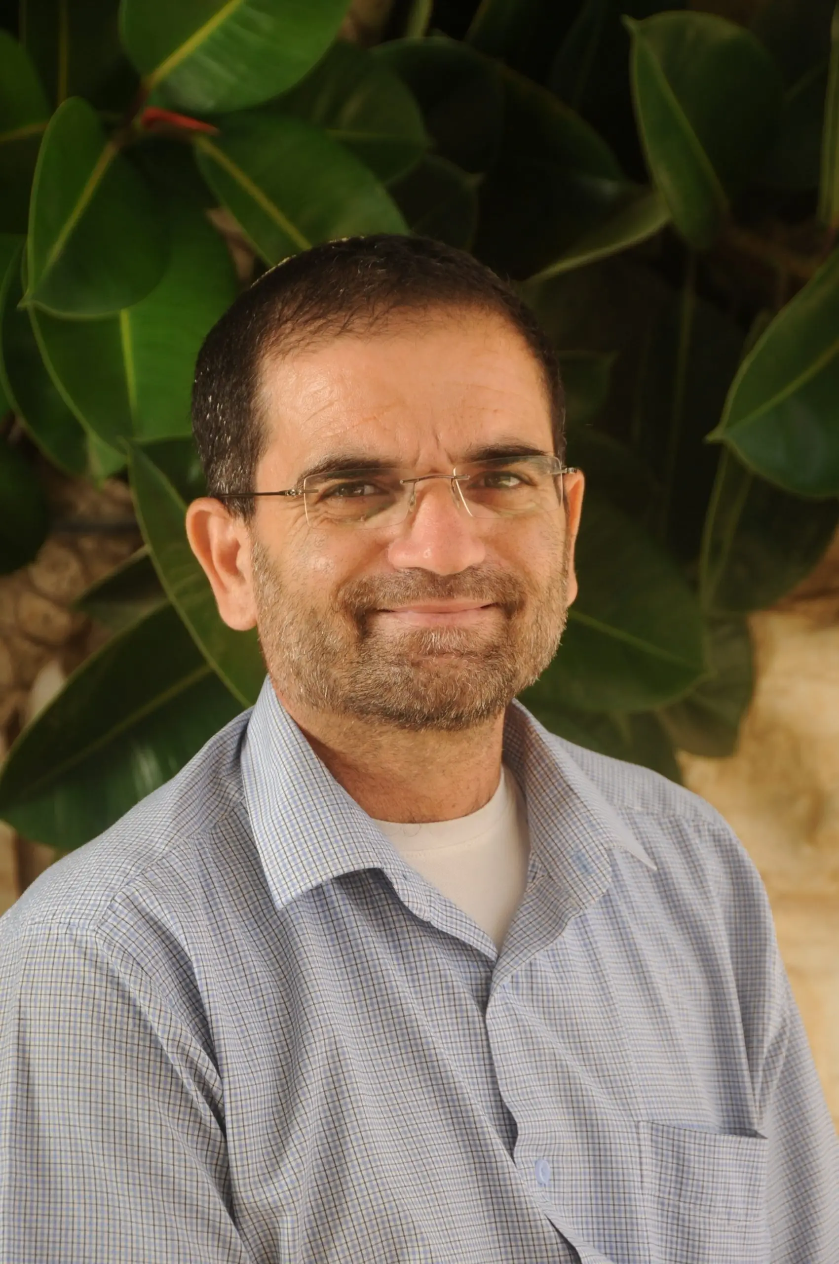 אילן עמר הוא רכז התאמות ומרצה במכללה אקדמית הרצוג בחוג לחינוך מיוחד