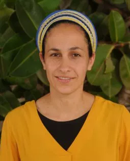 רבקה פוקס מרצה במכללה האקדמית הרצוג