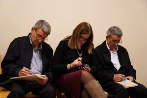 התאומים המשוררים הרצל ובלפור חקק